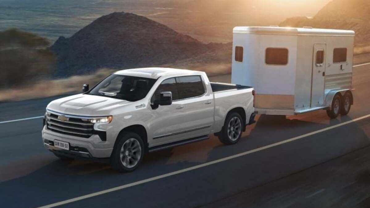 2024 Chevrolet Silverado 1500: Powerful Capability, Diverse Options, and Strong Value.