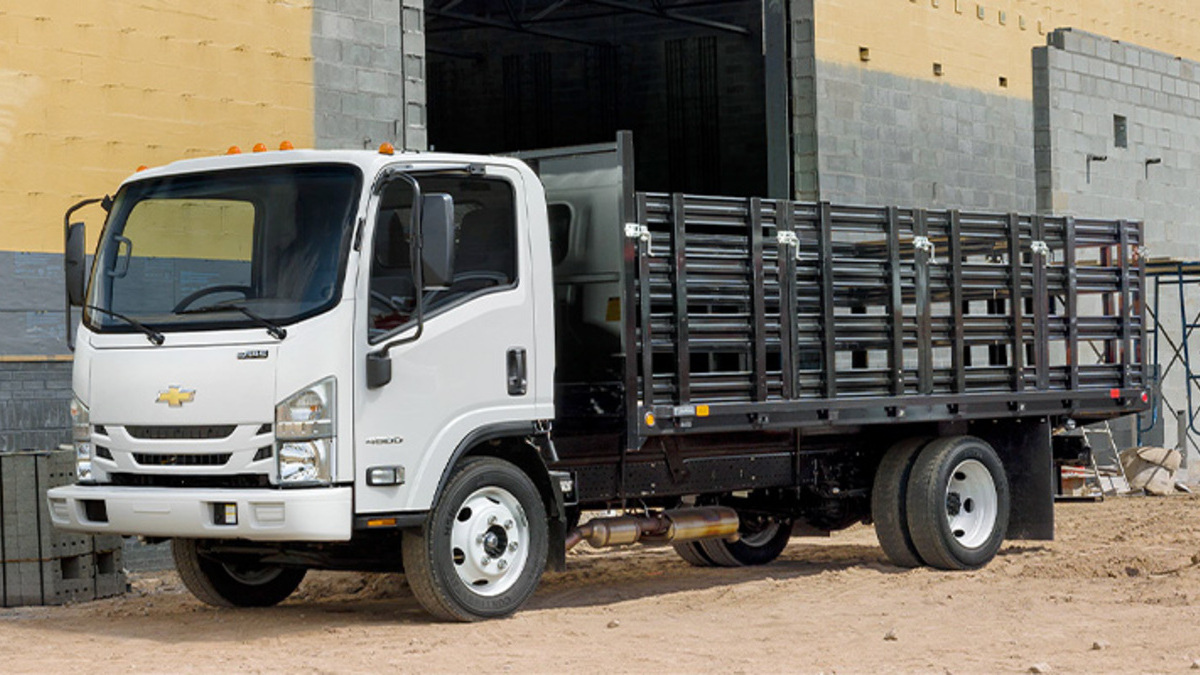 Chevrolet Low Cab Forward: Versatile Medium-Duty Trucks for Business & Upfitting.