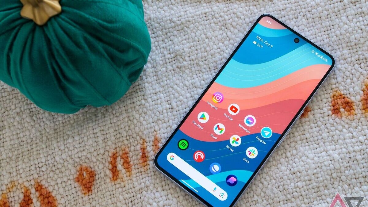 Guardian's 2024 Android Phone Rankings: Pixel, Samsung, & OnePlus Lead