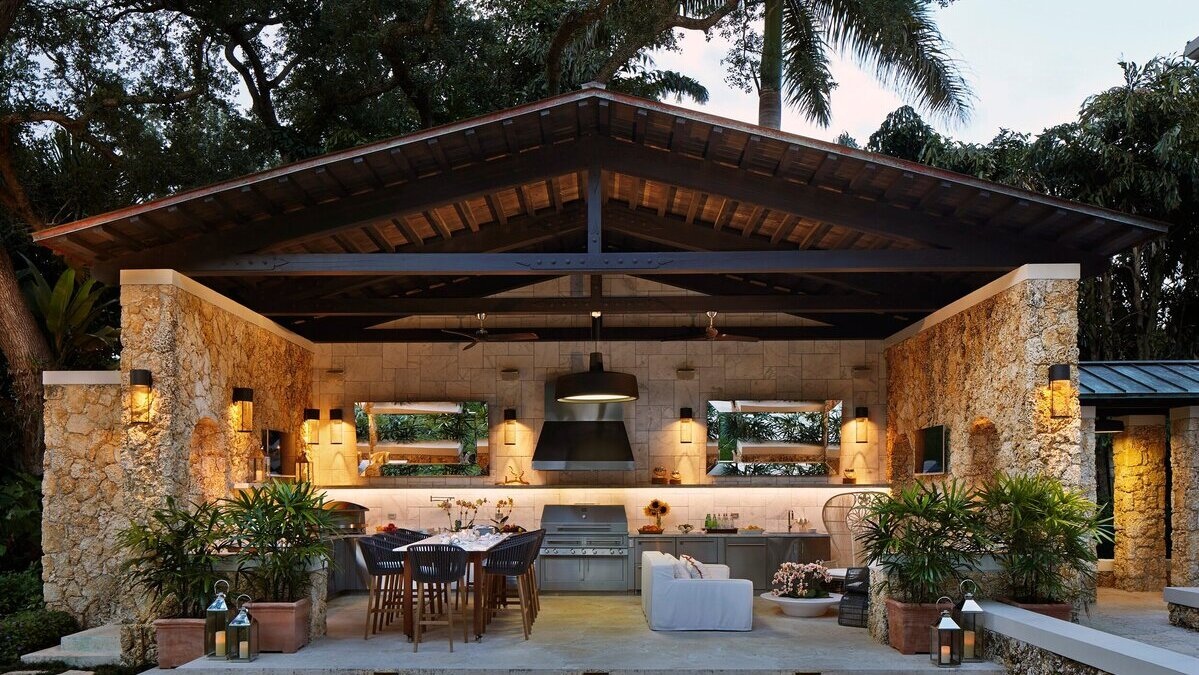 Sizzling Summer Fun: Hosting the Perfect Backyard Barbecue Bash