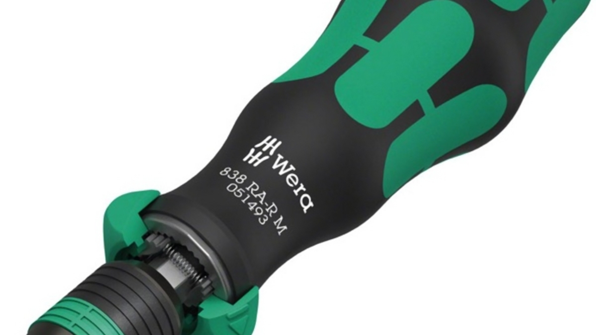 Wera 838: Pro-Grade Bitholding Screwdriver – Comfort, Torque, and Quality.